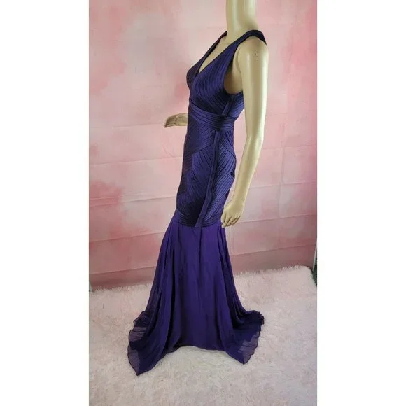 halston heritage purple dress And Just Like Thathere's how I spent my Thursday. So happy my favorite  femme fatales are back! And I actually have two iconic Sex & The City  dresses in the shop. 1